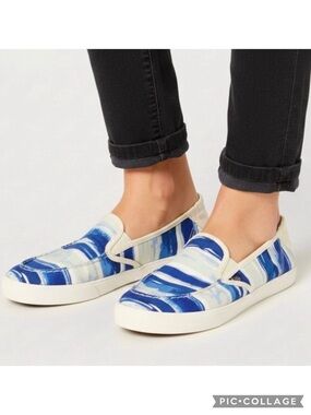 Tommy Bahama Elina Sneakers Blue Waves Nautical 6.5 Coastal Preppy